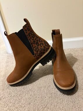 TOMS Women’s Leather Boots